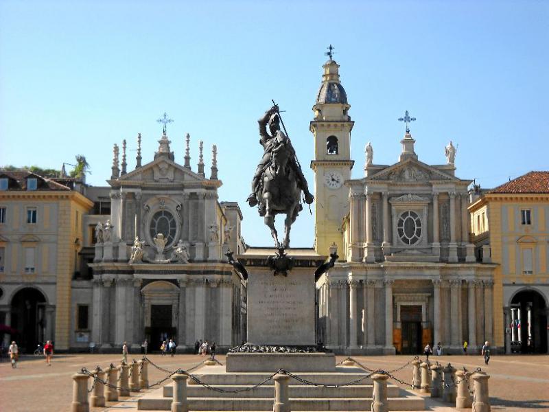 Площадь Сан Карло